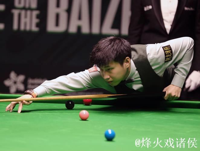 斯诺克冠中冠赛：赵心童2-6不敌特鲁姆普 无缘决赛